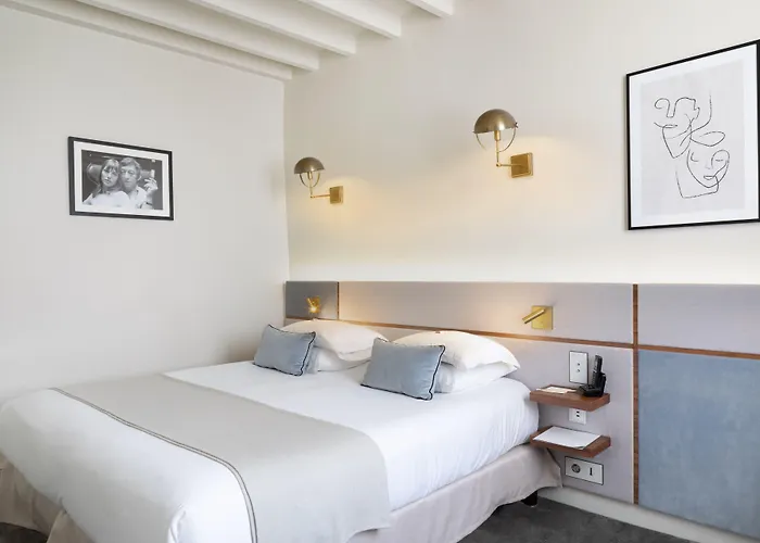 Verneuil Saint Germain Hotel 4*