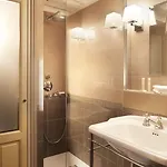 Verneuil Saint Germain 4*