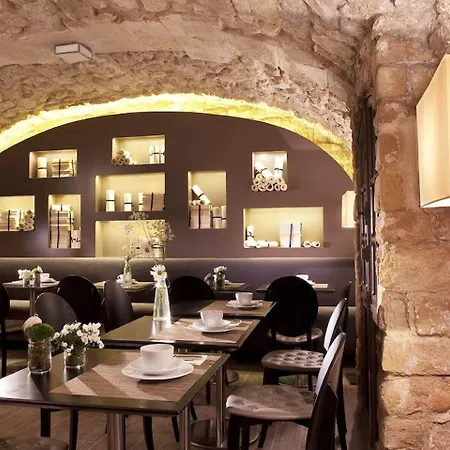 Hotel Verneuil Saint Germain 4*