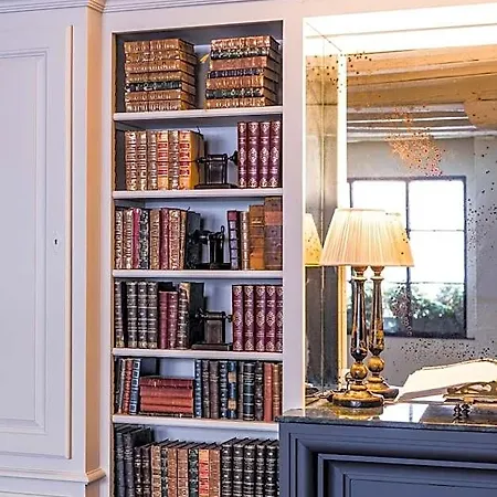 Hotel Verneuil Saint Germain 4*