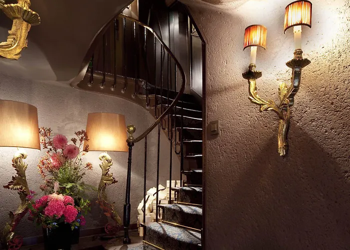 Отель Verneuil Saint Germain