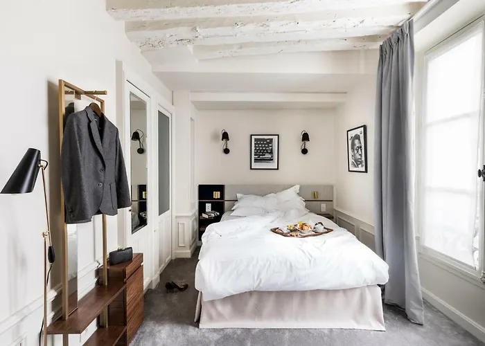 Verneuil Saint Germain 4* Париж