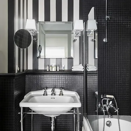 Hotel Verneuil Saint Germain 4*
